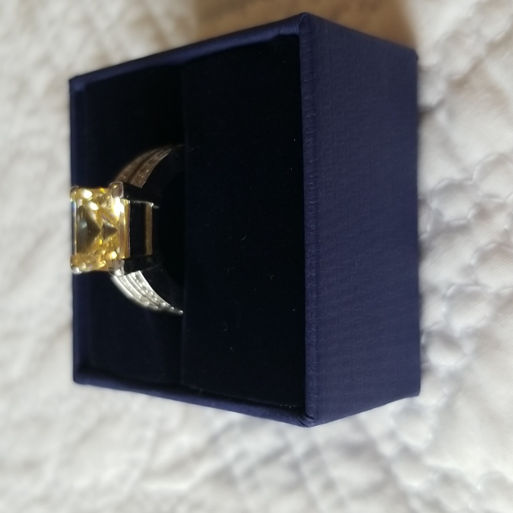 18k gold electro plated cz ring - Picture 4 of 10